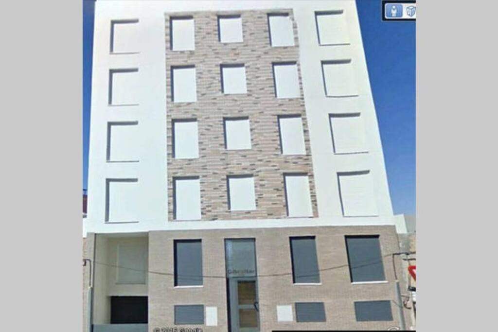 4F, Aire Acondic, 80M2, 2 Dormitorios, 4 Huespedes, Wifi Gratis Ла-Линеа-де-ла-Консепсьон Экстерьер фото