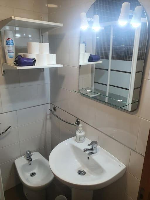 4F, Aire Acondic, 80M2, 2 Dormitorios, 4 Huespedes, Wifi Gratis Ла-Линеа-де-ла-Консепсьон Экстерьер фото