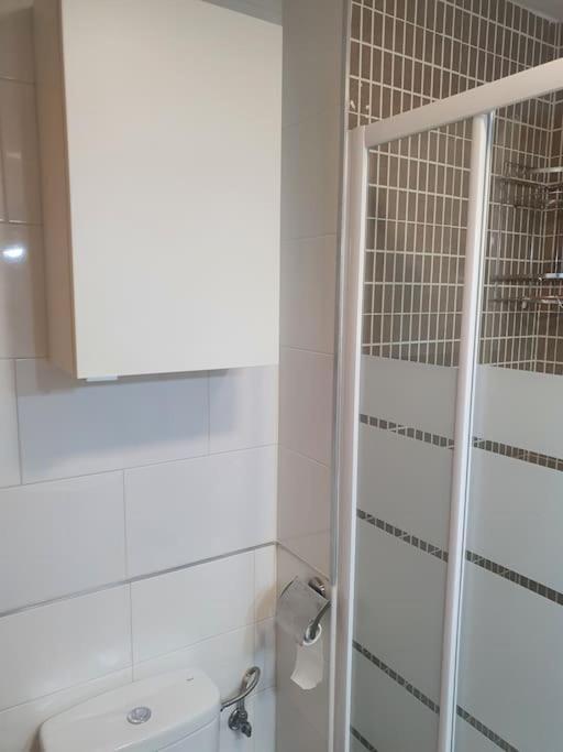 4F, Aire Acondic, 80M2, 2 Dormitorios, 4 Huespedes, Wifi Gratis Ла-Линеа-де-ла-Консепсьон Экстерьер фото