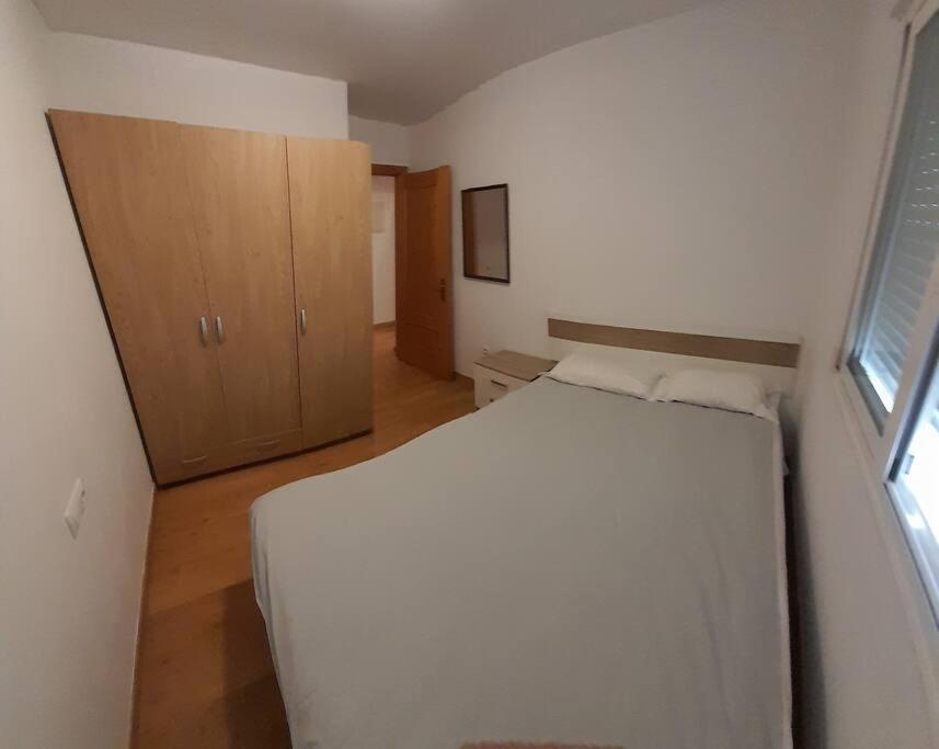 4F, Aire Acondic, 80M2, 2 Dormitorios, 4 Huespedes, Wifi Gratis Ла-Линеа-де-ла-Консепсьон Экстерьер фото