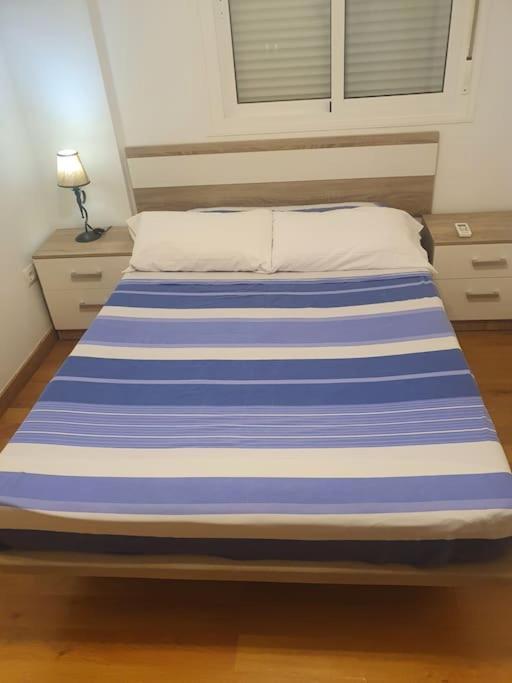 4F, Aire Acondic, 80M2, 2 Dormitorios, 4 Huespedes, Wifi Gratis Ла-Линеа-де-ла-Консепсьон Экстерьер фото